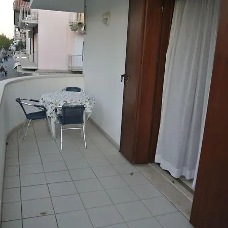 Cozy Flat With Terrace 200m From The 公寓 利尼亚诺萨比亚多罗
